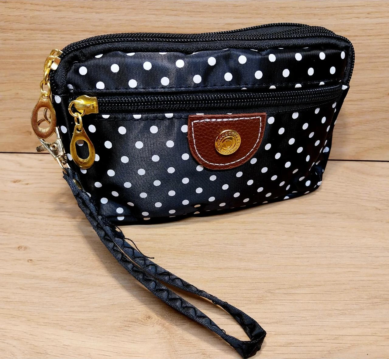 handig make up tasje beurs wristlet zwart met stippen